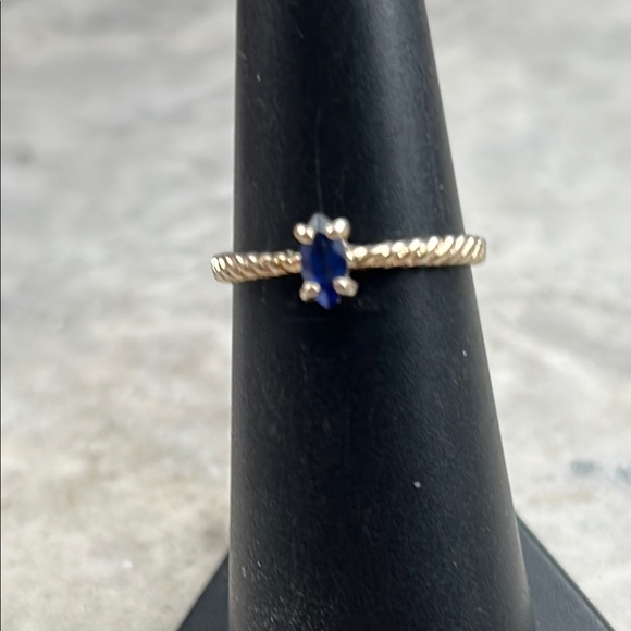 Vintage Sapphire Rope Design Ring, Size 6, Simulated Sapphire, 1970-1980’s Ring - Picture 2 of 10
